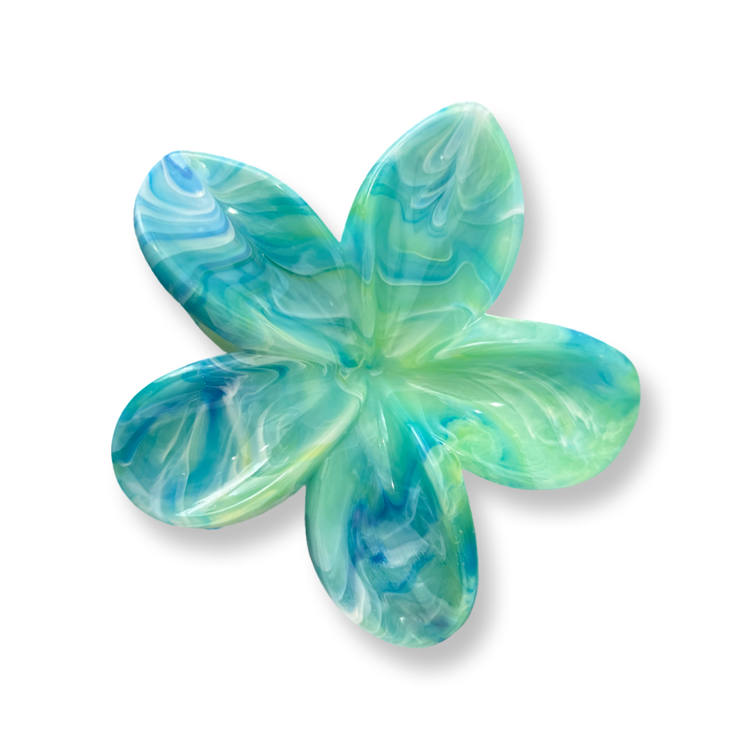 Lily flower hair clip