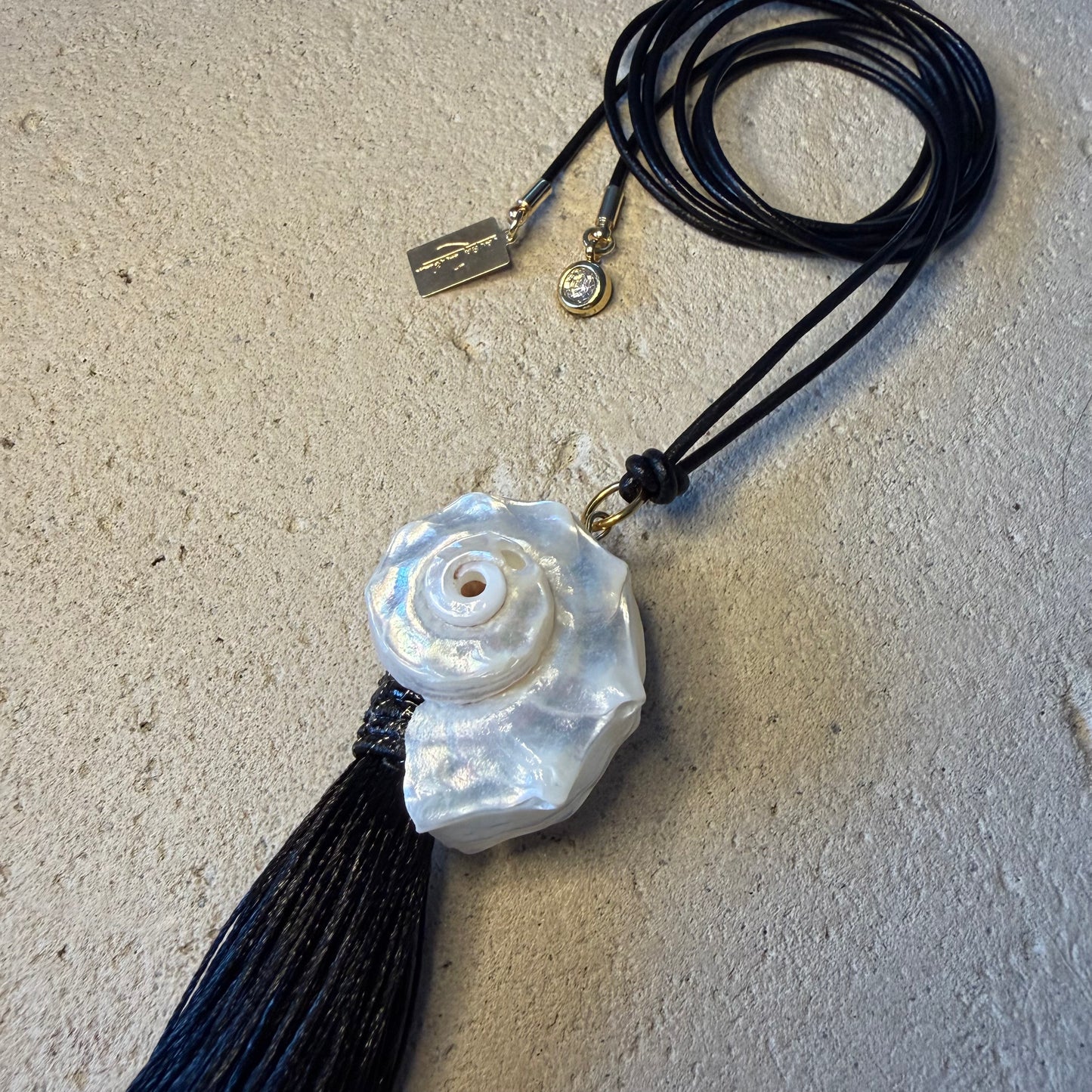 Sea Shell Leather Cord Necklace