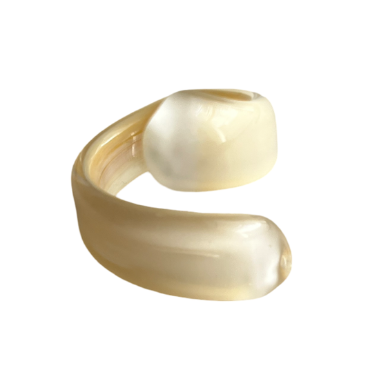 Beige Murano glass ring