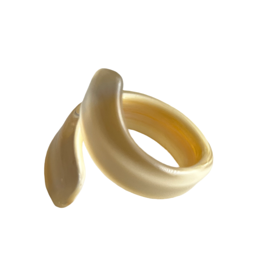 Beige Murano glass ring