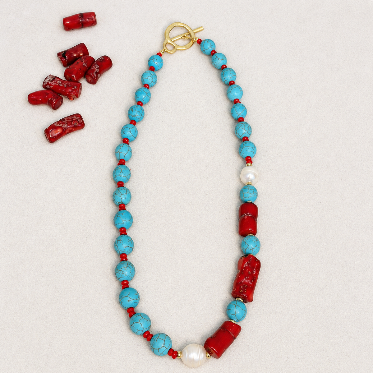 Cala Roja Necklace