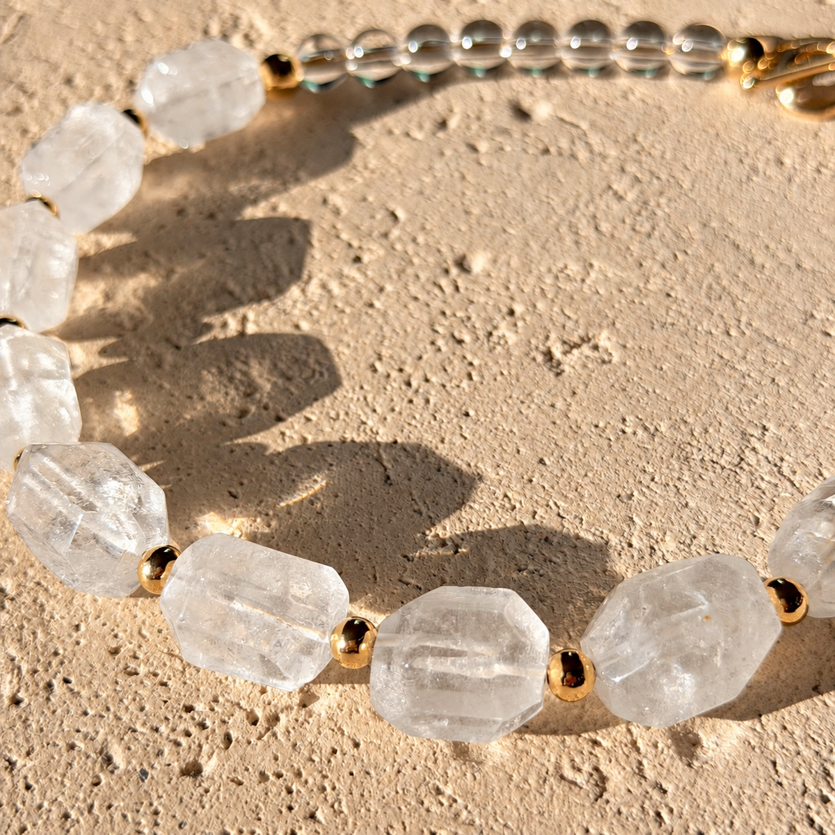 Aire Handmande Necklace with Clear Quartz & Acrylic